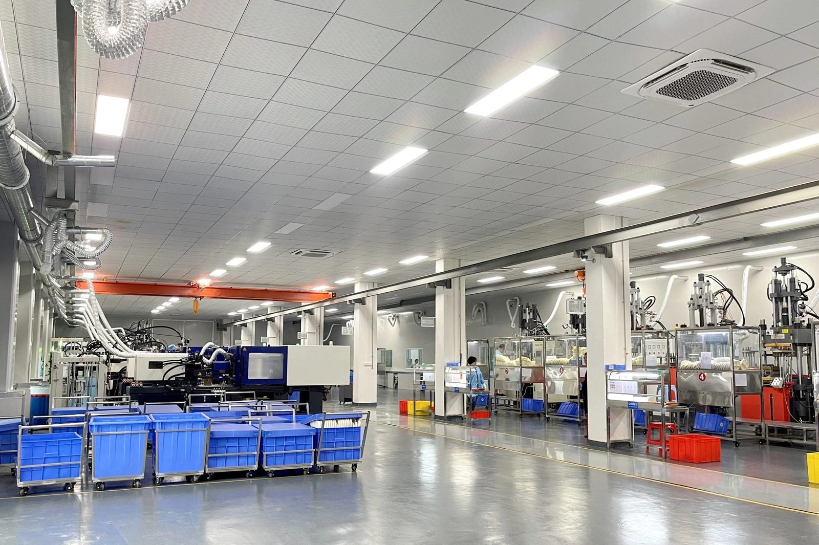 Cleanroom LSR production